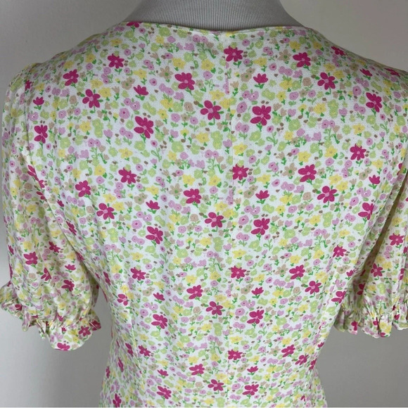 Charlie Holiday Floral Button Down Dress Puff Sleeves Size 4 / Small - Picture 7 of 8